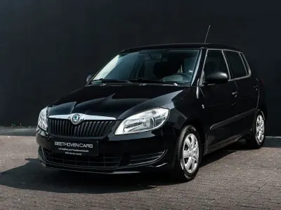 Gebraucht Skoda Fabia Ambiente 60 PS (44 kW) 2010 Schwarz Limousine