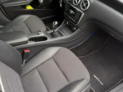 Gebraucht Mercedes A180 Urban 122 PS (89 kW) 2014 Weiß Kleinwagen
