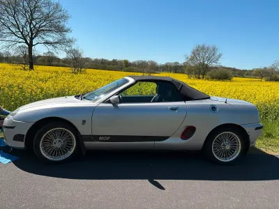 Käytetty MG F 120 HP (88 kW) 2001 Hopea Avoauto