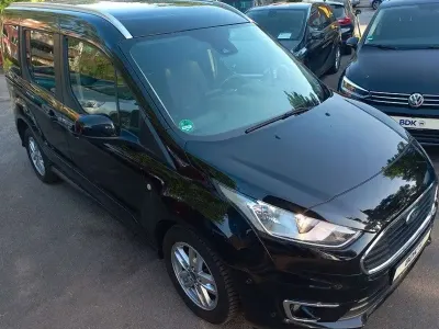 Gebraucht Ford Tourneo Connect 101 PS (74 kW) 2019 Schwarz Van / Kleinbus