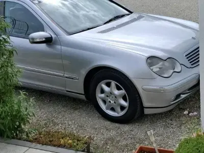 Second-hand Mercedes C220