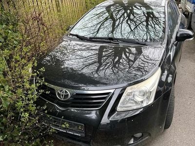 Gebraucht Toyota Avensis 126 PS (92 kW) 2010 Schwarz Kombi
