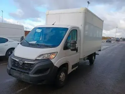 Gebraucht Opel Movano 140 PS (102 kW) 2024 Weiss Van