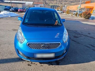 Gebraucht Kia Venga Spirit 125 PS (91 kW) 2010 Blau Kleinwagen