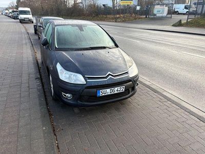 Grau Gebraucht 2010 Citroën C4 Tendance Limousine | 4.100 € (Etwas zu teuer)