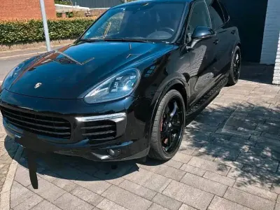 Gebraucht Porsche Cayenne 385 PS (283 kW) 2014 Schwarz SUV