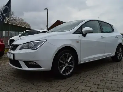 Używany Seat Ibiza I-Tech 105 KM (77 kW) 2014 Biały Hatchback