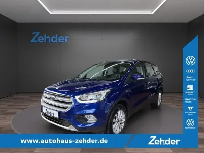 Gebraucht Ford Kuga Titanium 150 PS (110 kW) 2018 Blau SUV
