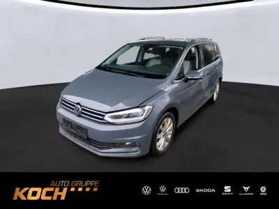 Gebraucht VW Touran Highline 150 PS (110 kW) 2022 Delfingrau metallic Van / Kleinbus
