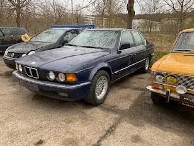 Gebraucht BMW 730 188 PS (138 kW) 1987 Blau Limousine