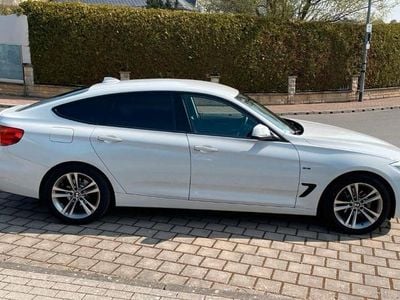 BMW 318 Gran Turismo