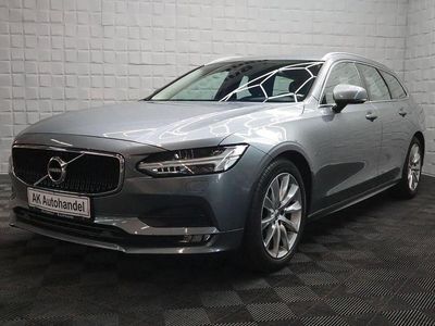 Gebraucht Volvo V90 Momentum 190 PS (139 kW) 2020 Grau Kombi