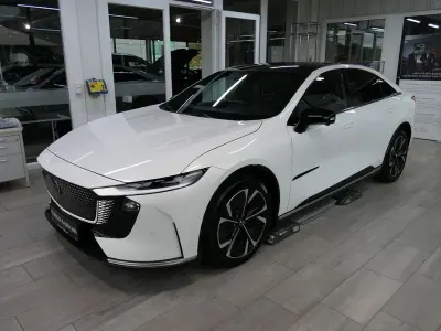 Neu Mazda 6e Takumi-Line 180 kW (245 PS) 2026 Weiß Limousine