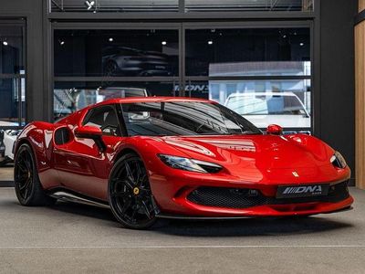 Gebraucht Ferrari 296 663 PS (487 kW) 2023 Rot