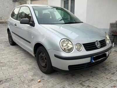 Silber Gebraucht 2002 VW Polo Kleinwagen | 1.450 € (Fairer Preis)