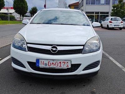 Opel Astra GTC