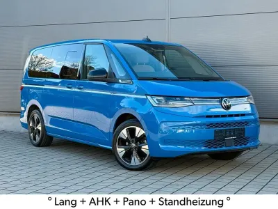 Gebraucht VW Multivan Style 150 PS (110 kW) 2025 Medium blue metallic Van / Kleinbus