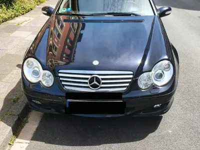 Gebraucht Mercedes 200 120 PS (88 kW) 2005 Schwarz Coupé