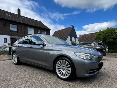 Gebraucht BMW 530 245 PS (180 kW) 2010 Grau Limousine