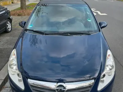 Gebraucht Opel Corsa 81 PS (59 kW) 2009 Blau Kleinwagen