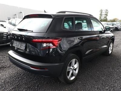 Black magic perleffekt black magic perleffekt Gebraucht 2021 Skoda Karoq Style SUV | 19.890 € (Guter Preis)