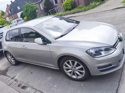 Gebraucht VW Golf VII 105 PS (77 kW) 2013 Silber Kleinwagen