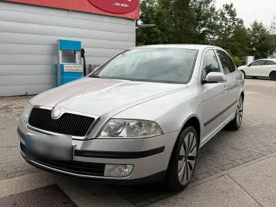 Gebraucht Skoda Octavia 115 PS (84 kW) 2007 Grau Limousine