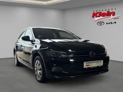 Gebraucht VW Polo Comfortline 80 PS (58 kW) 2021 Schwarz Kleinwagen