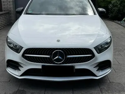 Gebraucht Mercedes A220 AMG line 190 PS (139 kW) 2019 Weiß Limousine