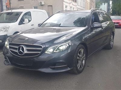 Mercedes E220