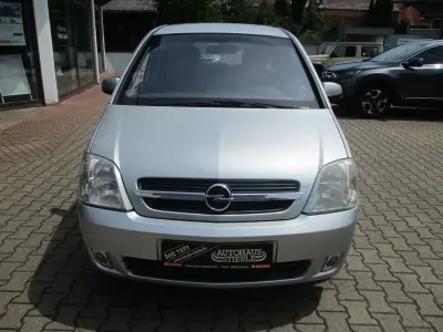 Gebraucht Opel Meriva Cosmo 125 PS (91 kW) 2005 Silber Van / Kleinbus
