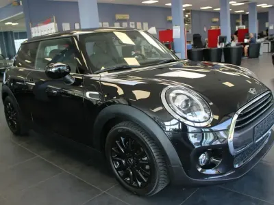 Gebraucht Mini ONE 102 PS (75 kW) 2019 Schwarz Kleinwagen