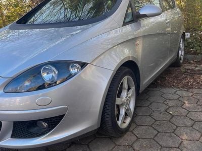 Second-hand Seat Altea 140 CP (102 kW) 2006 Argintiu Monovolum