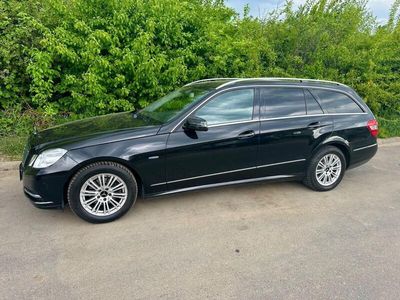 Mercedes E200