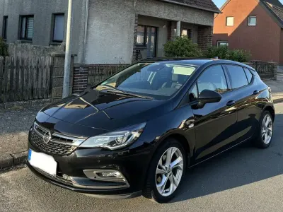 Gebraucht Opel Astra S 125 PS (91 kW) 2017 Schwarz Limousine