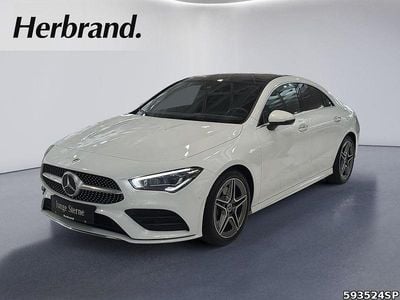 Weiß Gebraucht 2022 Mercedes CLA220 AMG Limousine | 35.990 € (Teuer)