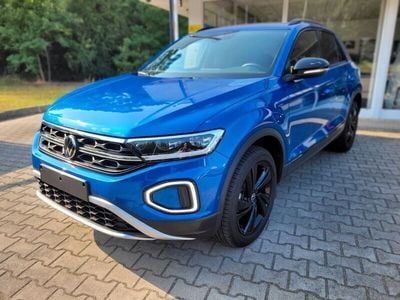 Blau Gebraucht 2024 VW T-Roc Style SUV | 27.450 € (Guter Preis)