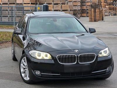 Gebraucht BMW 530 258 PS (189 kW) 2011 Schwarz Kombi