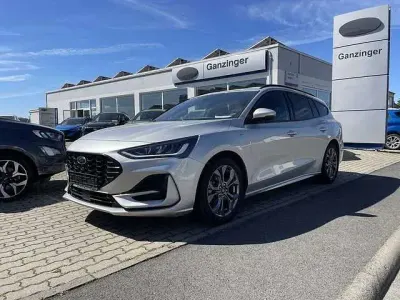 Käytetty Ford Focus ST-Line 155 HP (114 kW) 2022 Hopea Farmari