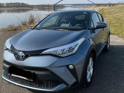 Gebraucht Toyota C-HR Team 152 PS (111 kW) 2021 Grau SUV