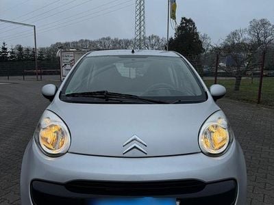Silber Gebraucht 2008 Citroën C1 Kleinwagen | 2.999 € (Etwas zu teuer)