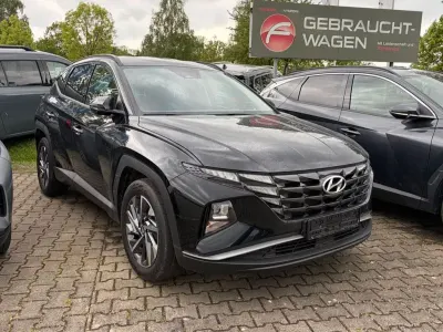 Gebraucht Hyundai Tucson 150 PS (110 kW) 2022 Schwarz SUV