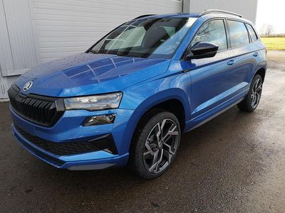 Raceblau metallic Neu 2025 Skoda Karoq SportLine SUV | 40.890 € (Fairer Preis)