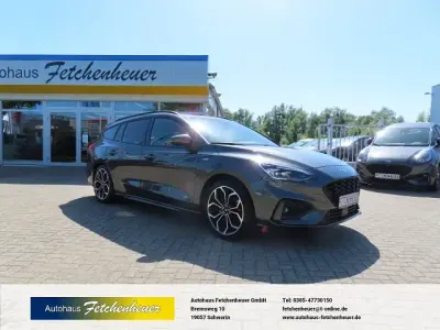 Gebraucht Ford Focus ST-Line X 150 PS (110 kW) 2022 Metallic) (grau Kombi
