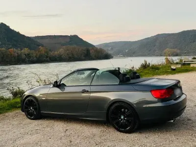 Gebraucht BMW 320 Cabriolet 184 PS (135 kW) 2013 Grau Cabrio