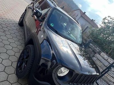 Schwarz Gebraucht 2018 Jeep Renegade Night Eagle SUV | 15.500 € (Fairer Preis)