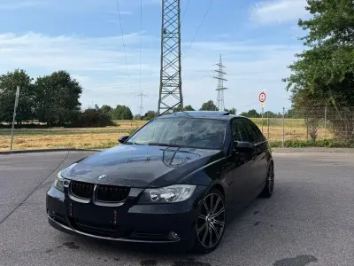 Gebraucht BMW 320 Performance 170 PS (125 kW) 2008 Schwarz Limousine