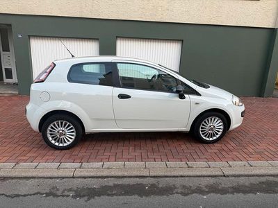 Weiß Gebraucht 2010 Fiat Punto Evo Kleinwagen | 3.150 €
