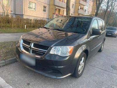 Gebraucht Dodge Grand Caravan SXT 238 PS (175 kW) 2012 Schwarz Van / Kleinbus