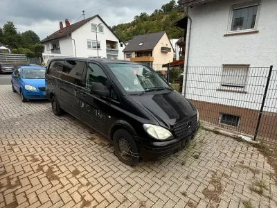 Gebraucht Mercedes Vito 122 PS (89 kW) 2008 Schwarz Van